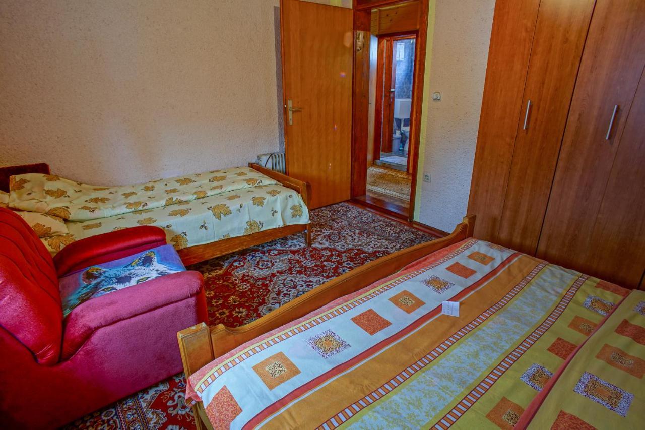 Lara Rooms Žabljak 外观 照片